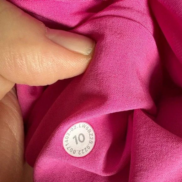 Lululemon Vibrant Pink Jogger Pants - Picture 4 of 4